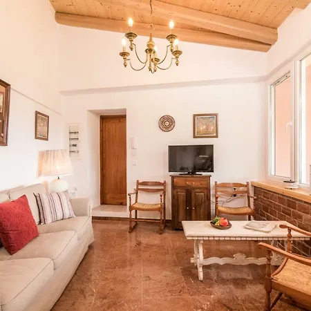 Kır Evi Milena's